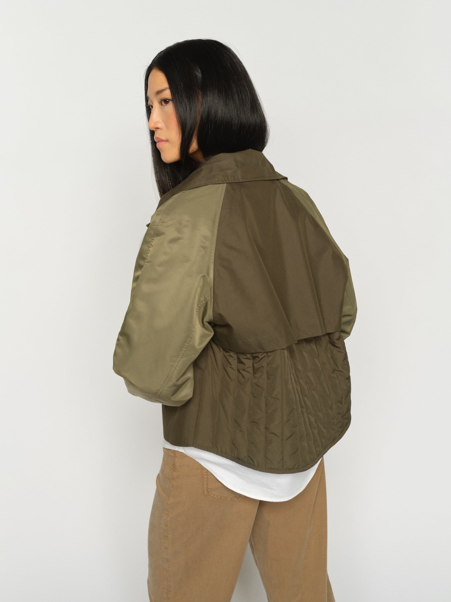 Modelshot / Olive Night / Detail